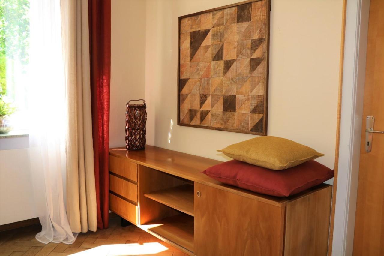 5-Zimmer-Appartement In Historischer Privatvilla, Meran Zentrum, Kostenloser Parkplatz المظهر الخارجي الصورة
