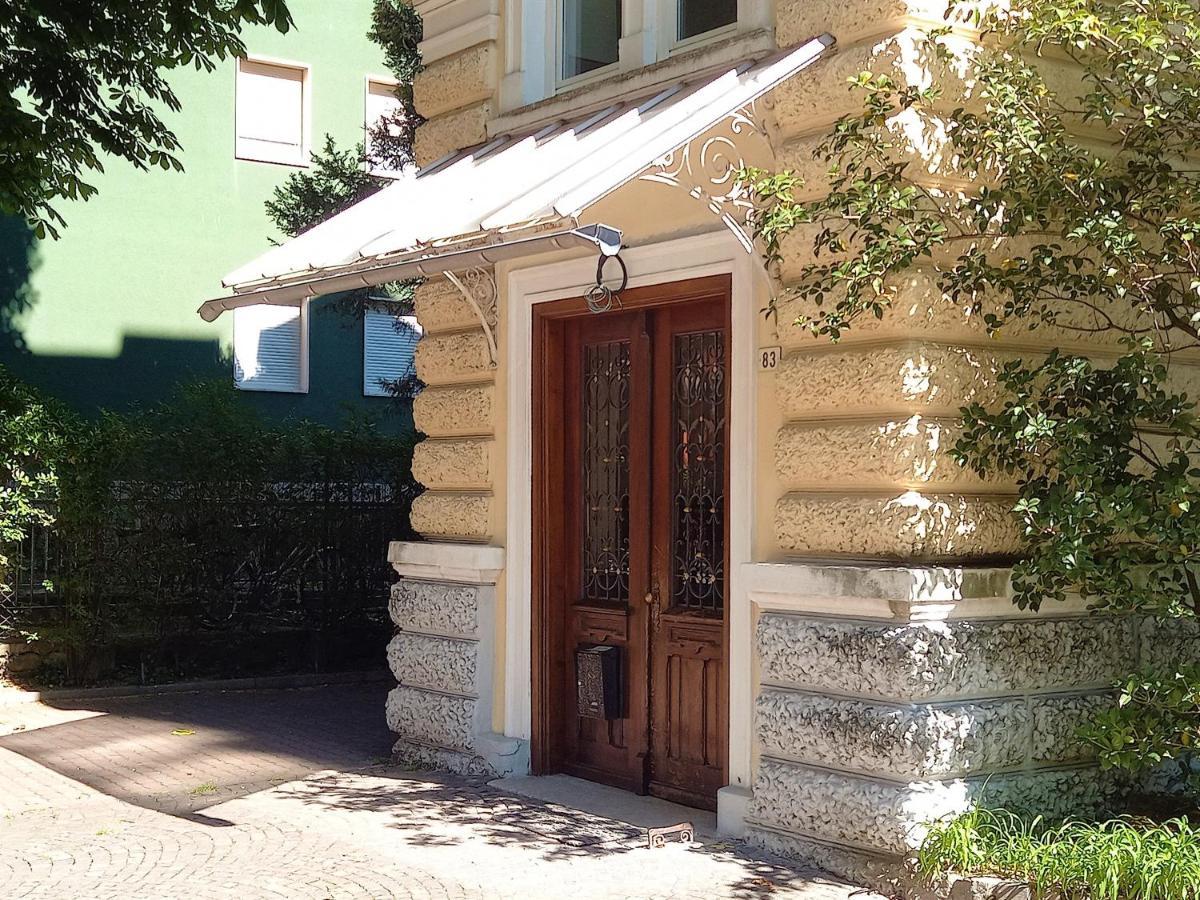 5-Zimmer-Appartement In Historischer Privatvilla, Meran Zentrum, Kostenloser Parkplatz المظهر الخارجي الصورة