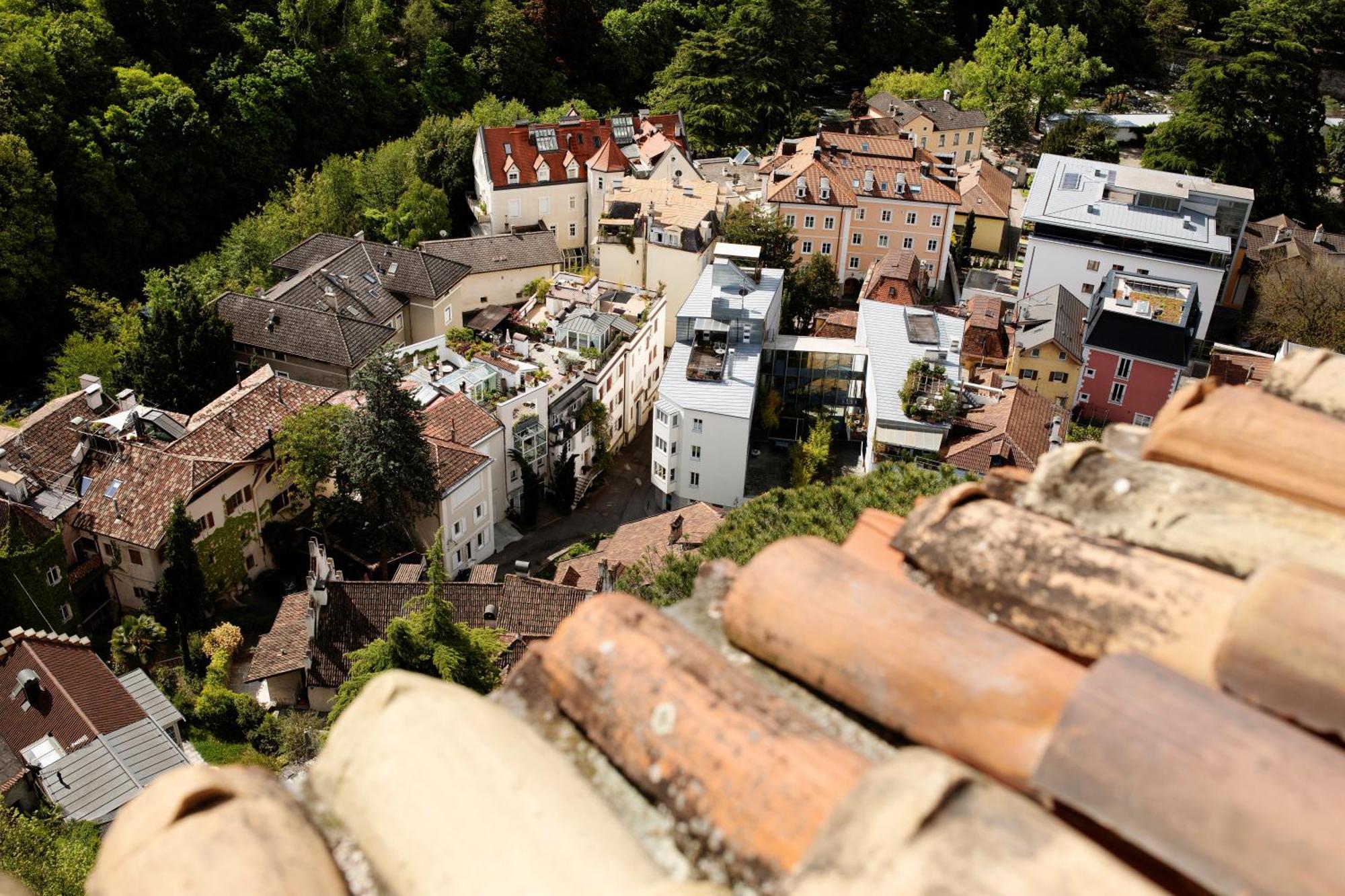 5-Zimmer-Appartement In Historischer Privatvilla, Meran Zentrum, Kostenloser Parkplatz المظهر الخارجي الصورة